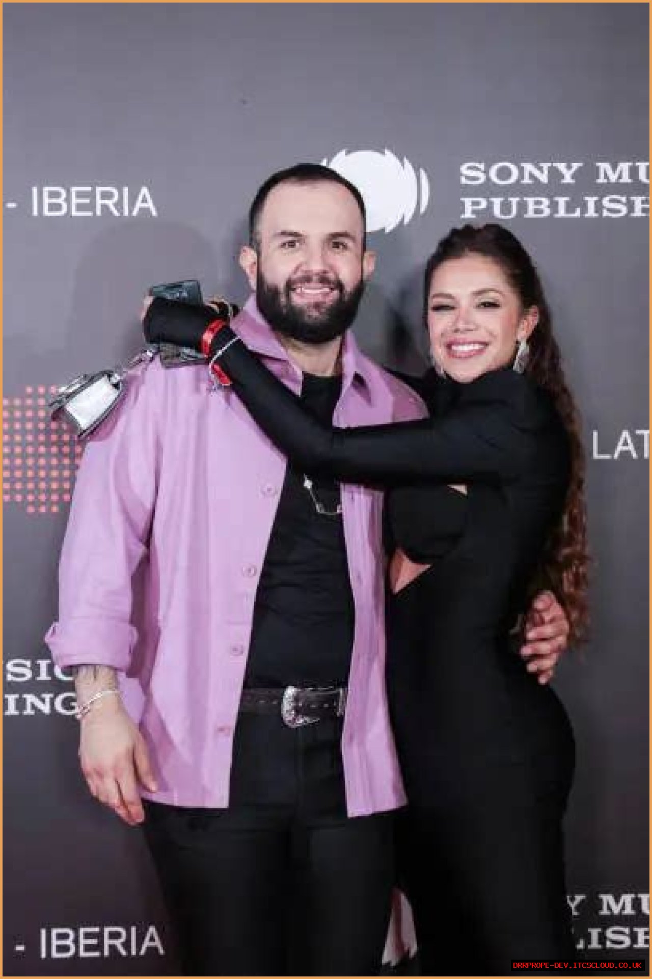 Unveiling The Secrets: Age And Intriguing Details Of Carin Leon's Wife Revealed